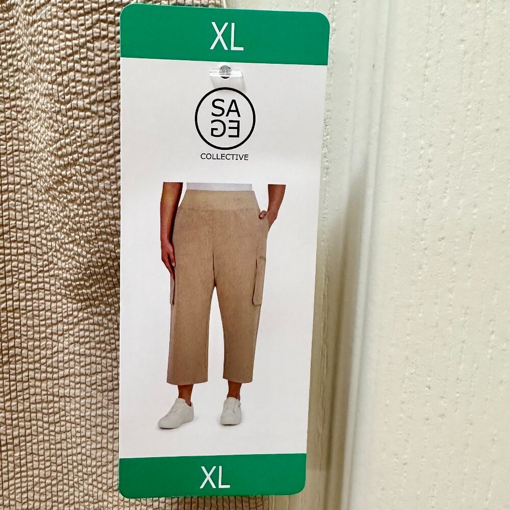 SAGE Collective Women's Wide Leg Cropped Cargo Pant Size XL Tan Lightweight NEW